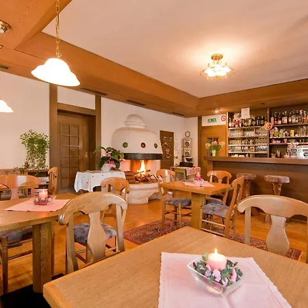 Hotel Rainegg 3*