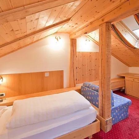 Hotel Rainegg 3*